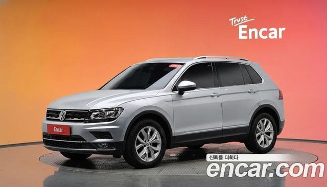 Volkswagen Tiguan — фото 1
