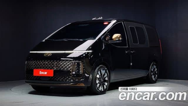 Hyundai Staria