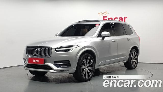 Volvo XC90 — фото 1