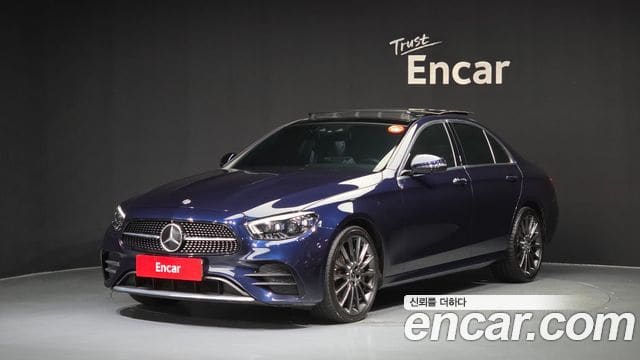 Mercedes-Benz E-Class — фото 1