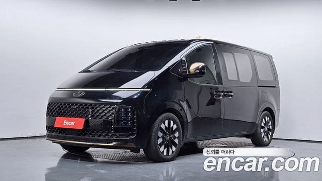 Hyundai Staria — фото 1