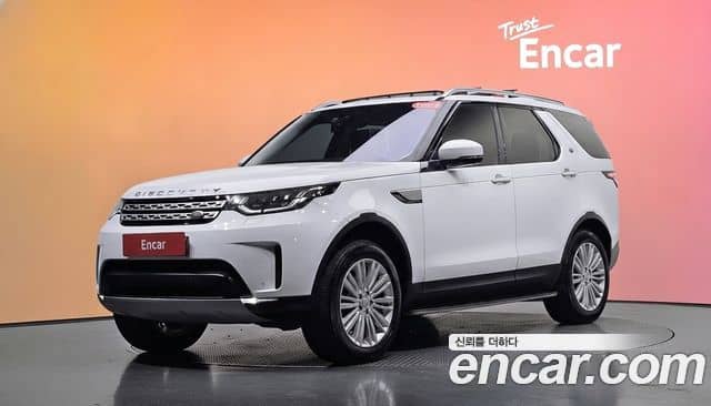 Land Rover Discovery 5