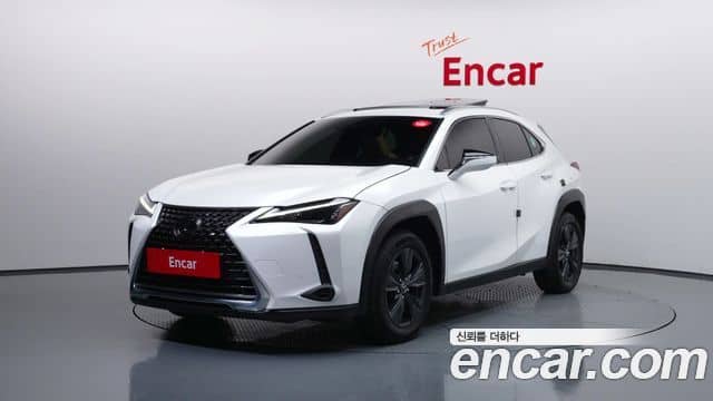 Lexus UX250h