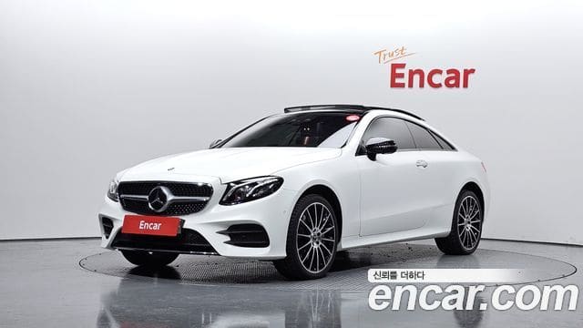 Mercedes-Benz E-Class — фото 1