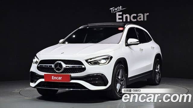 Mercedes-Benz GLA-Class