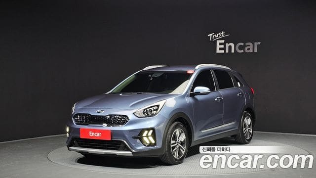 Kia Niro — фото 1