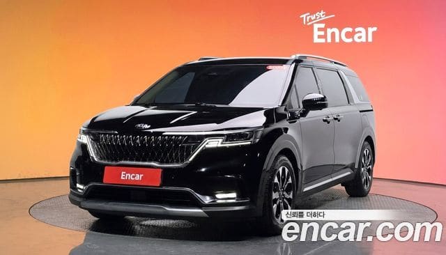 Kia Carnival — фото 1