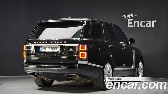 Land Rover Range Rover — фото 1