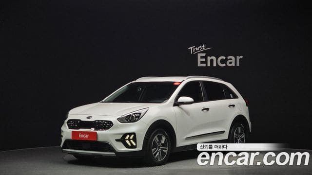 Kia Niro — фото 1