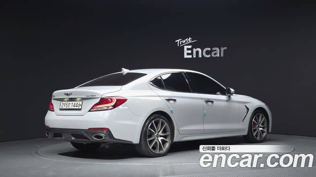 Genesis G70