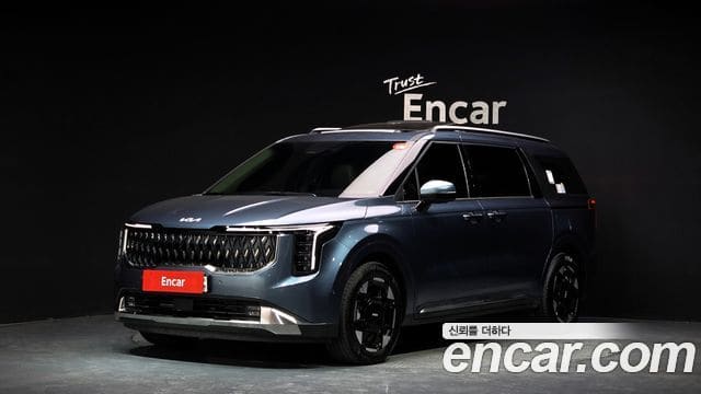 Kia Carnival — фото 1