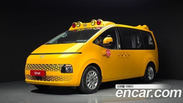 Hyundai Staria — фото 1