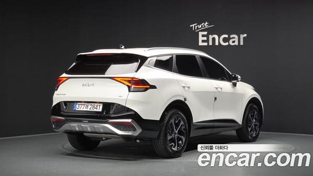 Kia Sportage — фото 1