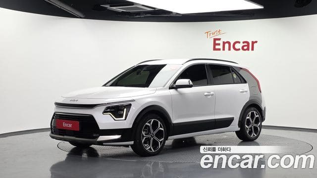 Kia Niro — фото 1