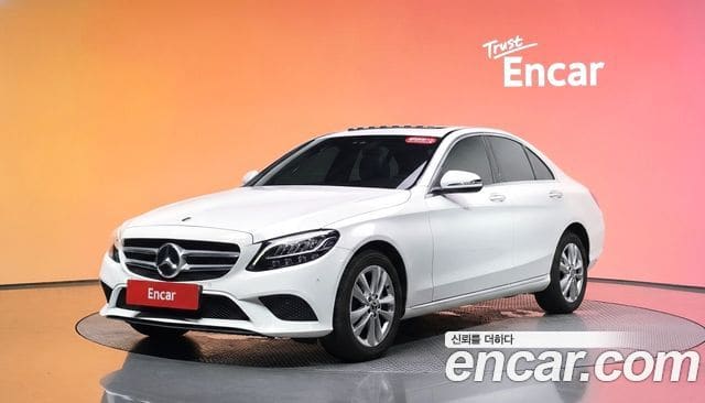 Mercedes-Benz C-Class — фото 1
