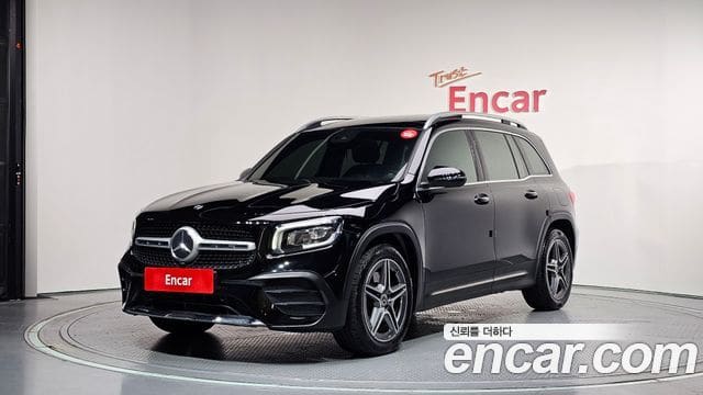 Mercedes-Benz GLB-Class — фото 1
