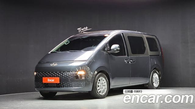 Hyundai Staria — фото 1