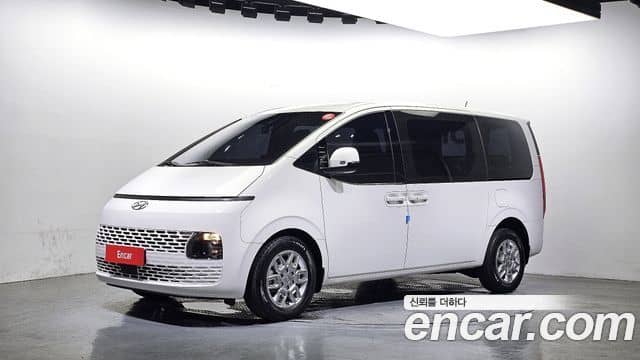 Hyundai Staria