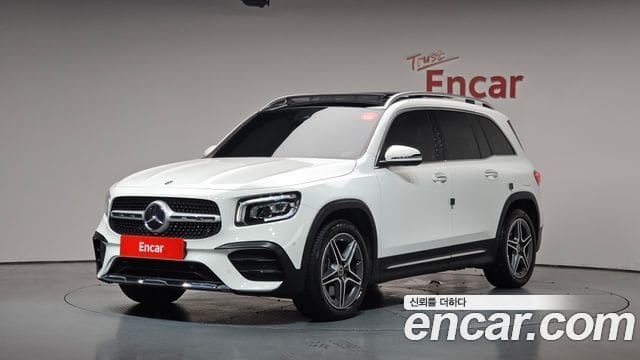 Mercedes-Benz GLB-Class — фото 1