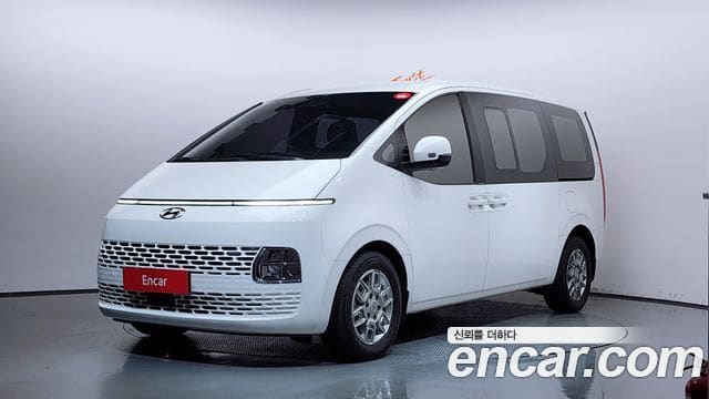 Hyundai Staria — фото 1