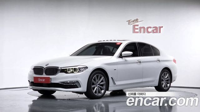 BMW 5 Series — фото 1