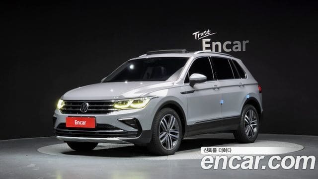 Volkswagen Tiguan — фото 1