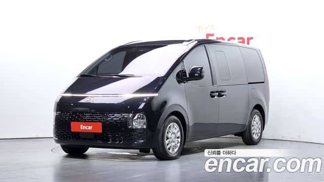 Hyundai Staria