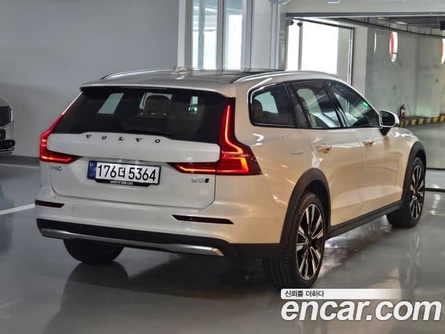 Volvo V60 Cross Country