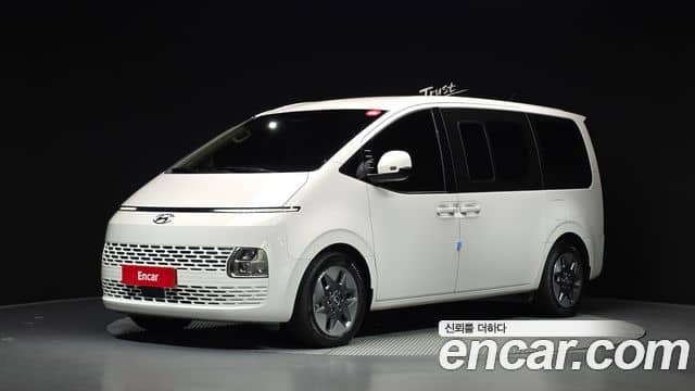 Hyundai Staria
