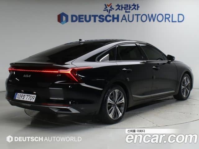 Kia K8