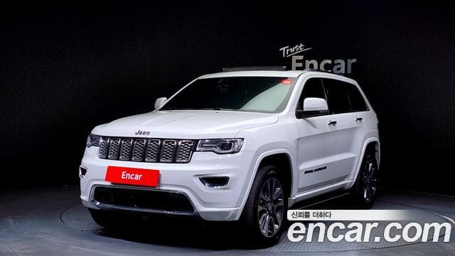 Jeep Grand Cherokee — фото 1