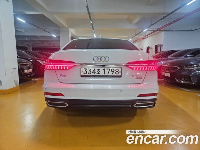 Audi A6 — фото 1