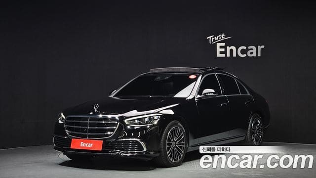 Mercedes-Benz S-Class — фото 1