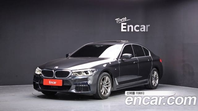 BMW 5 Series — фото 1