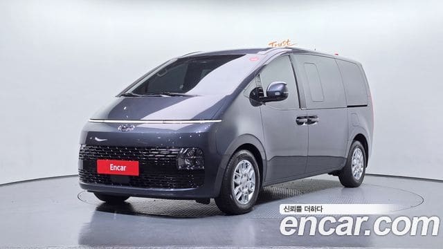 Hyundai Staria — фото 1