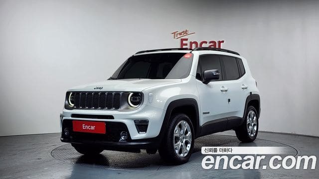 Jeep Renegade — фото 1