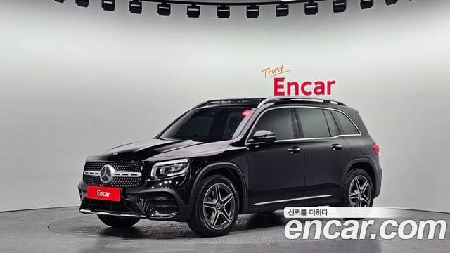 Mercedes-Benz GLB-Class — фото 1