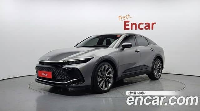 Toyota Crown Crossover