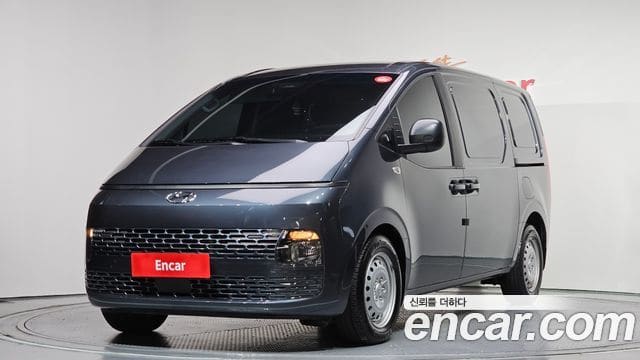 Hyundai Staria — фото 1
