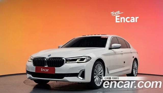 BMW 5 Series — фото 1