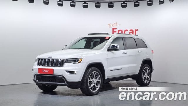 Jeep Grand Cherokee — фото 1
