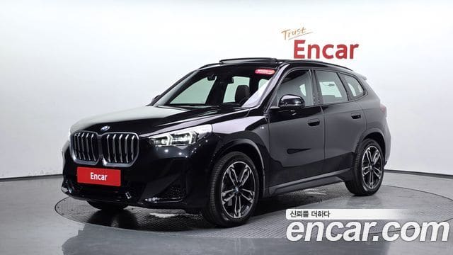 BMW X1 — фото 1