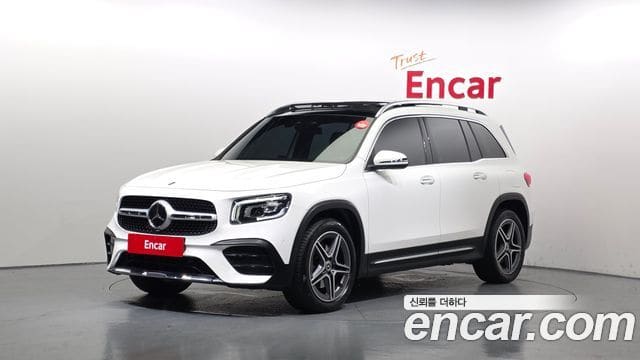 Mercedes-Benz GLB-Class — фото 1