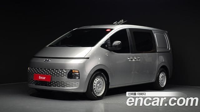 Hyundai Staria — фото 1