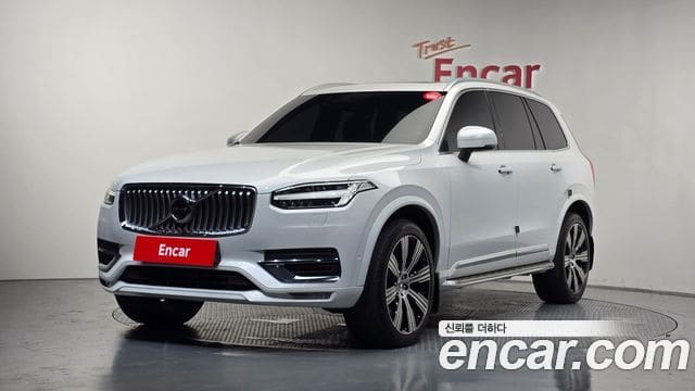 Volvo XC90 — фото 1