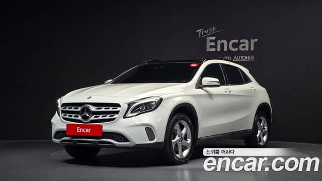 Mercedes-Benz GLA-Class