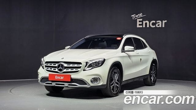 Mercedes-Benz GLA-Class — фото 1