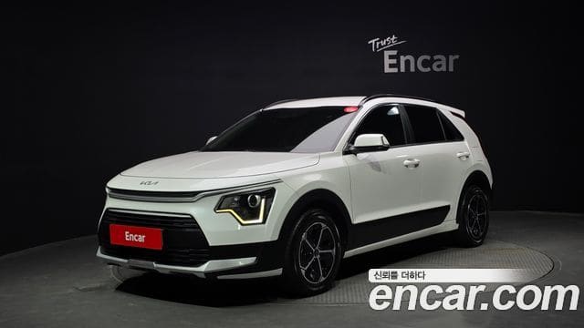 Kia Niro — фото 1
