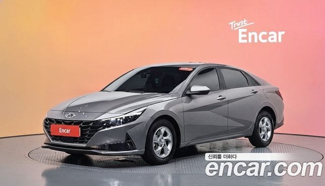 Hyundai Avante — фото 1