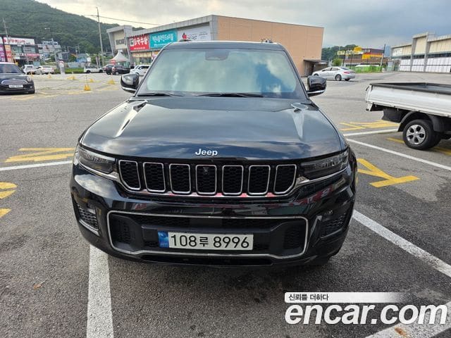 Jeep Grand Cherokee — фото 1